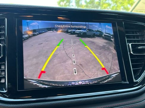 Used 2023 Dodge Durango R/T image 32