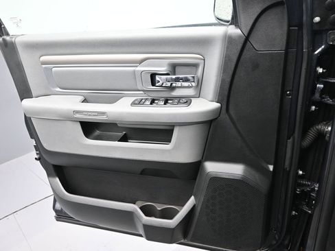 Used 2018 RAM 1500 Big Horn image 13