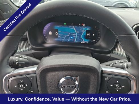 Certified 2023 Volvo XC40 B5 Plus AWD/4WD image 20