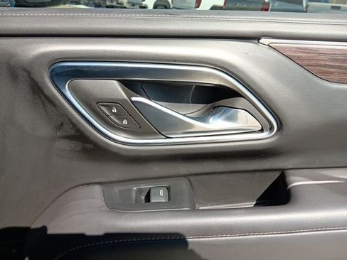 Used 2023 Chevrolet Tahoe Z71 w/ Luxury Package image 55