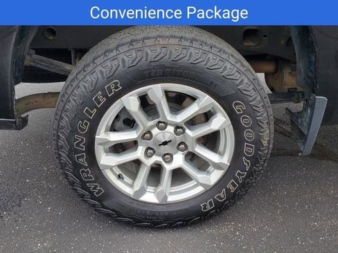 Certified 2022 Chevrolet Silverado 1500 RST image 5