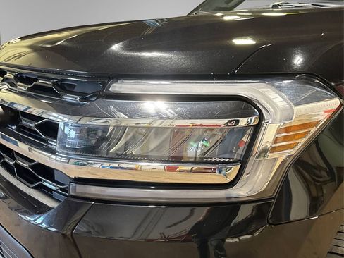 Certified 2024 Ford Expedition Limited AWD/4WD image 18