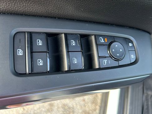 Used 2023 Nissan Pathfinder Rock Creek AWD/4WD image 18