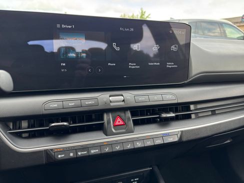 Used 2025 Kia K4 FWD image 21