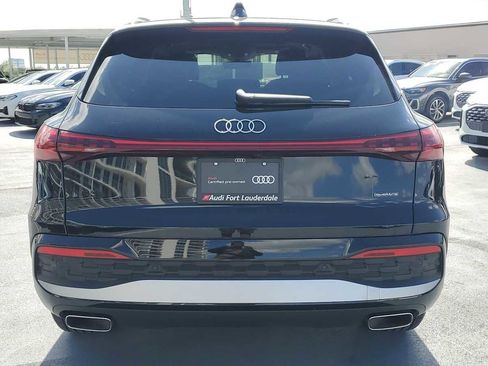 Certified 2025 Audi Q5 Premium w/ Convenience Package image 5