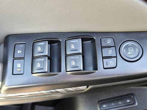 Used 2019 Chevrolet Tahoe LT AWD/4WD image 20