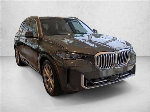 Used 2026 BMW X5 xDrive50e AWD/4WD image 6
