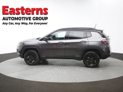 Used 2023 Jeep Compass Trailhawk AWD/4WD image 59