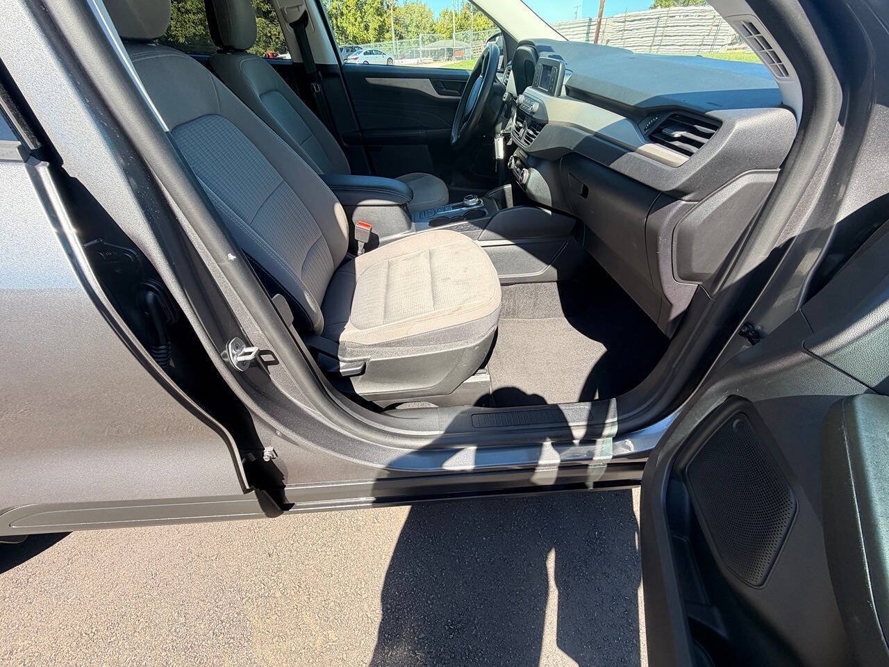 Used 2022 Ford Escape S AWD/4WD image 11