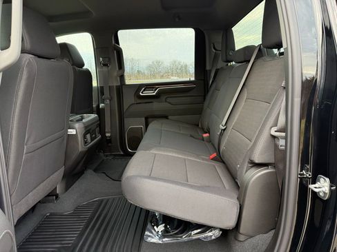 New 2026 Chevrolet Silverado 3500 LT image 13