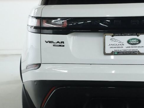 Used 2020 Land Rover Range Rover Velar R-Dynamic S image 43