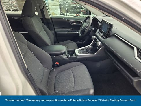 Used 2020 Toyota RAV4 XLE w/ Convenience Package image 7