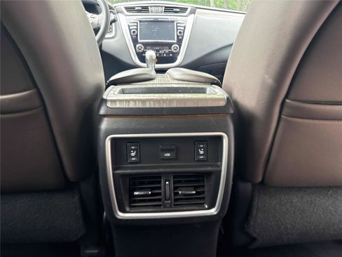 Used 2016 Nissan Murano Platinum w/ Platinum Technology Package FWD image 29