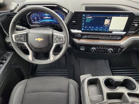 Used 2024 Chevrolet Silverado 1500 LT image 27