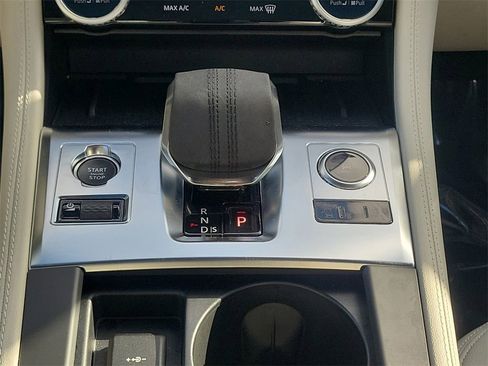Used 2025 Jaguar F-PACE R-Dynamic S image 20