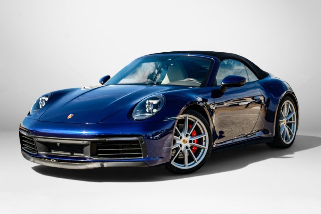 Used 2020 Porsche 911 Carrera S RWD image 3