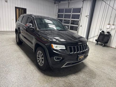 Used 2016 Jeep Grand Cherokee Limited w/ Luxury Group II AWD/4WD image 17