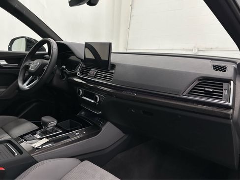 Used 2024 Audi SQ5 Prestige AWD/4WD image 17