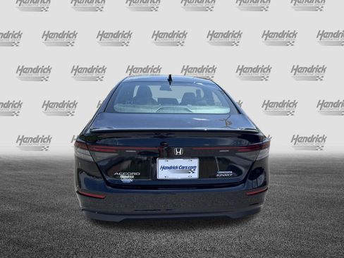 Used 2025 Honda Accord Sport image 9