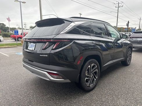 New 2025 Hyundai Tucson Limited image 6