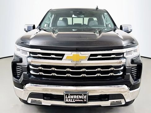 Used 2022 Chevrolet Silverado 1500 LTZ w/ LTZ Convenience Package II image 2