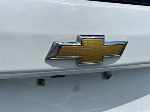 Used 2023 Chevrolet Equinox LS w/ LS Convenience Package FWD image 47