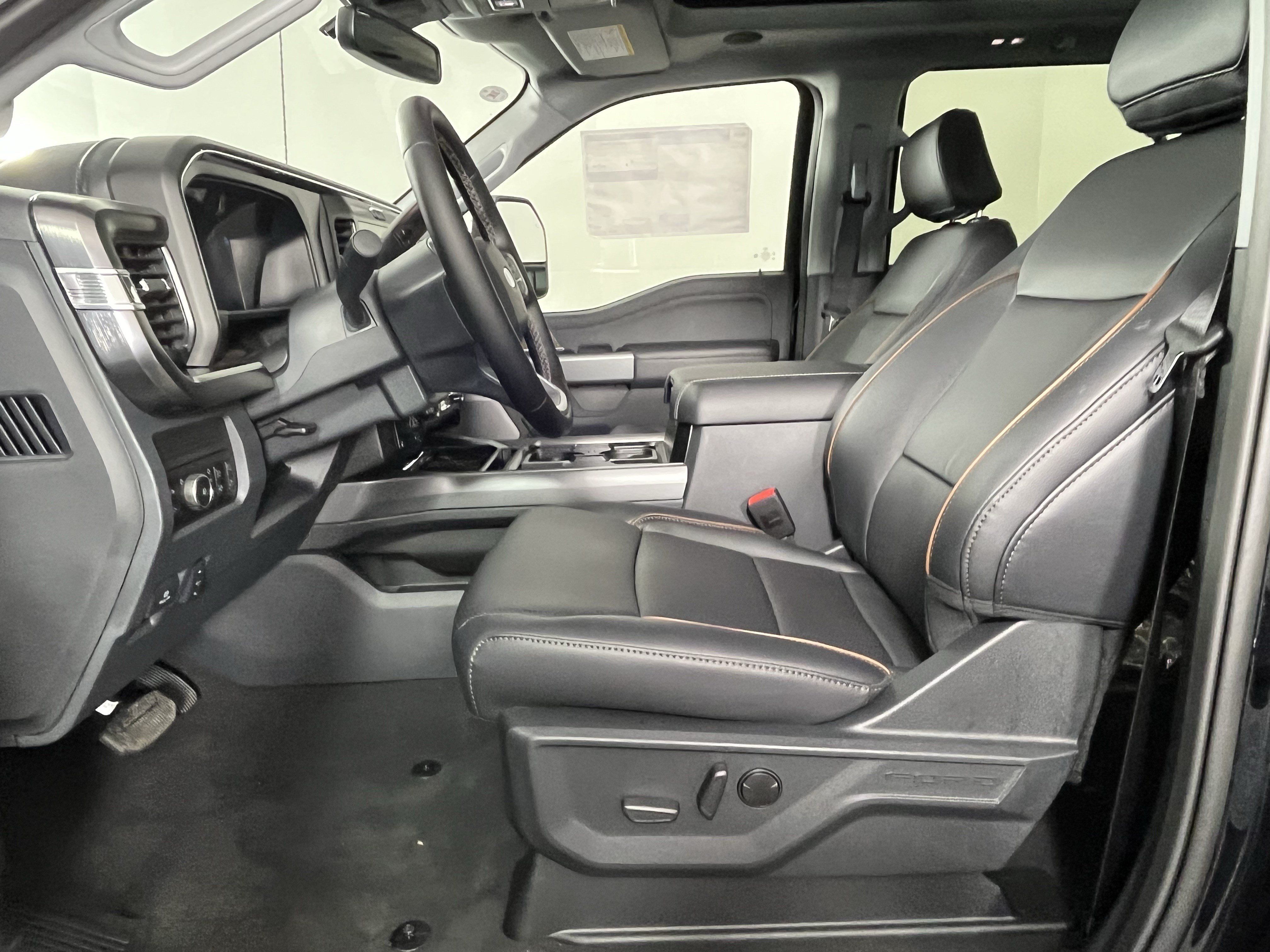 New 2026 Ford F350 Lariat w/ Tremor Off-Road Package AWD/4WD image 9