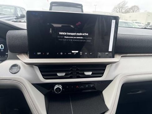 New 2026 Ford Explorer Active w/ Active Comfort Package image 11