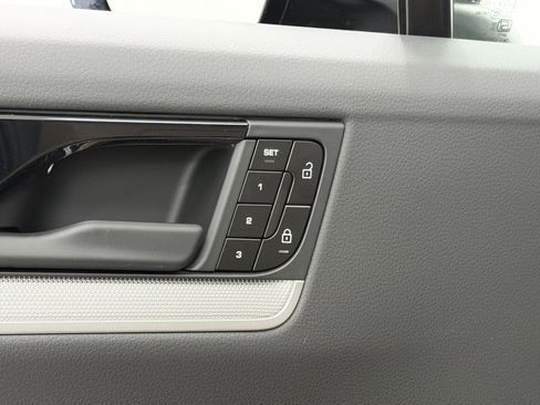 New 2026 Porsche Cayenne AWD/4WD image 29