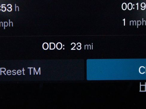 Certified 2025 Volvo XC90 B6 Plus w/ Protection Package Premier image 5