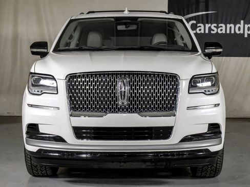 Used 2022 Lincoln Navigator L Reserve image 3
