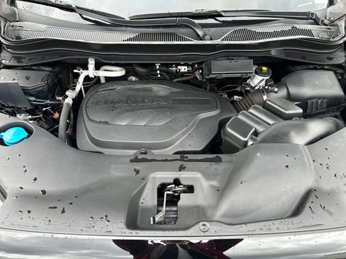 Used 2022 Honda Passport TrailSport image 32