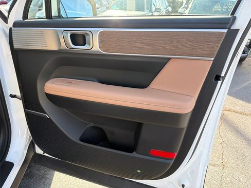 Used 2024 Hyundai Santa Fe Limited image 14