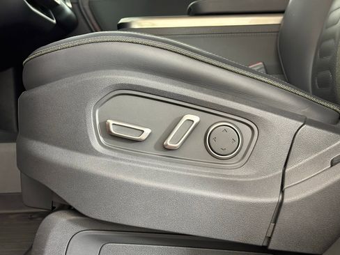 Used 2024 Rivian R1T Adventure image 7