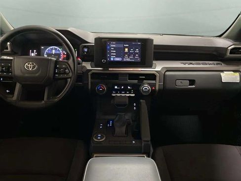 Used 2025 Toyota Tacoma SR5 image 9