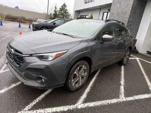 Used 2024 Subaru Crosstrek 2.0i Premium image 3