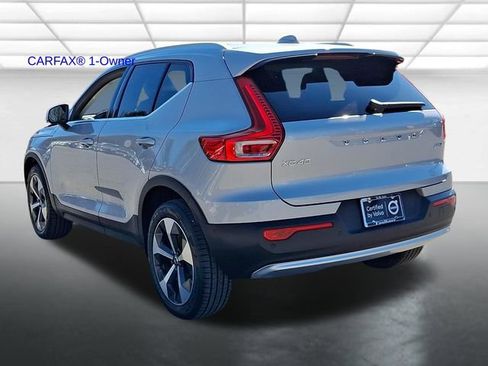Certified 2023 Volvo XC40 B5 Plus w/ Driver Assist Package image 4