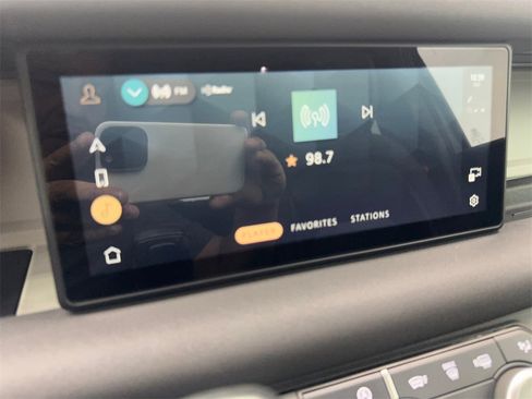 Used 2022 Land Rover Defender 110 X-Dynamic SE image 62