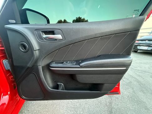 Used 2022 Dodge Charger R/T RWD image 33