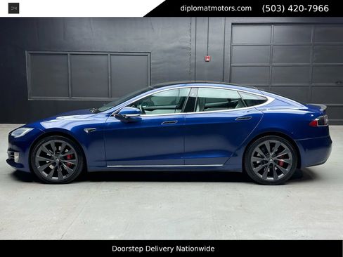 Used 2018 Tesla Model S P100D image 4
