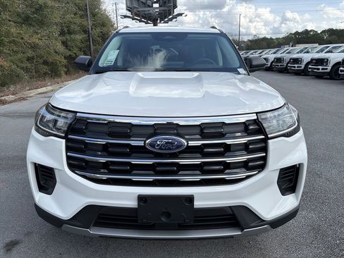 New 2026 Ford Explorer Active RWD image 10