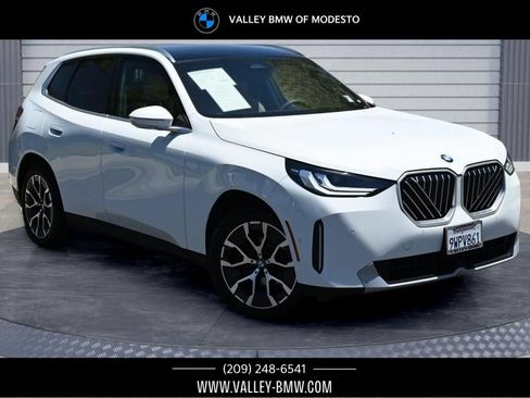 Certified 2026 BMW X3 xDrive30i w/ Convenience Package AWD/4WD image 1