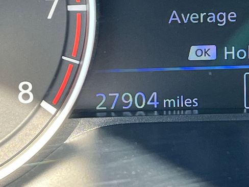 Used 2025 Nissan Altima 2.5 SV image 41