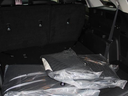 New 2026 Kia Sorento S image 9