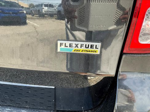 Used 2017 Dodge Grand Caravan SE w/ Power Window Group image 6