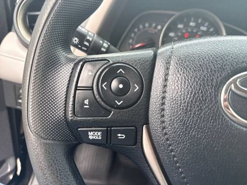 Used 2013 Toyota RAV4 XLE AWD/4WD image 24