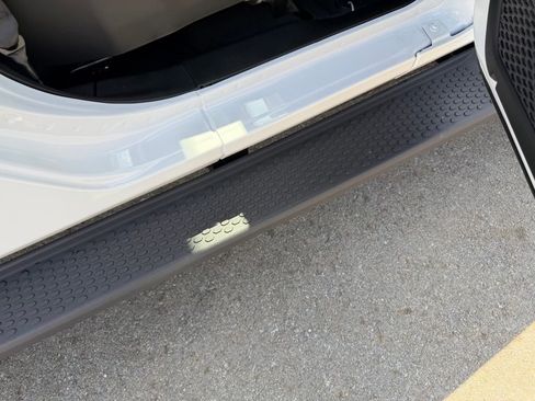 New 2026 Jeep Wrangler Sahara AWD/4WD image 32