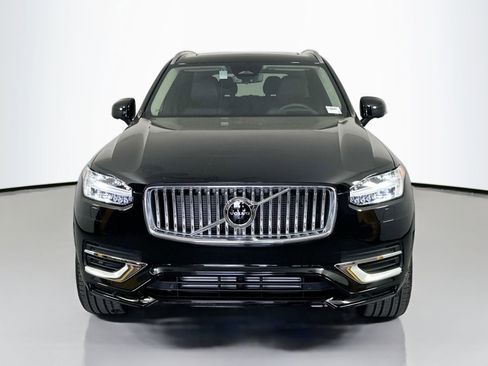 New 2025 Volvo XC90 T8 Ultra w/ Lounge Package image 2