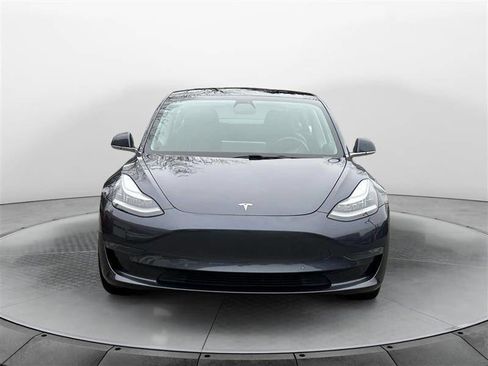 Used 2019 Tesla Model 3 Long Range image 8
