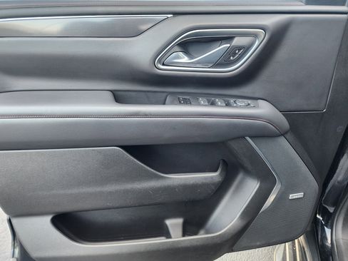 Used 2021 Chevrolet Tahoe RST w/ Luxury Package image 25